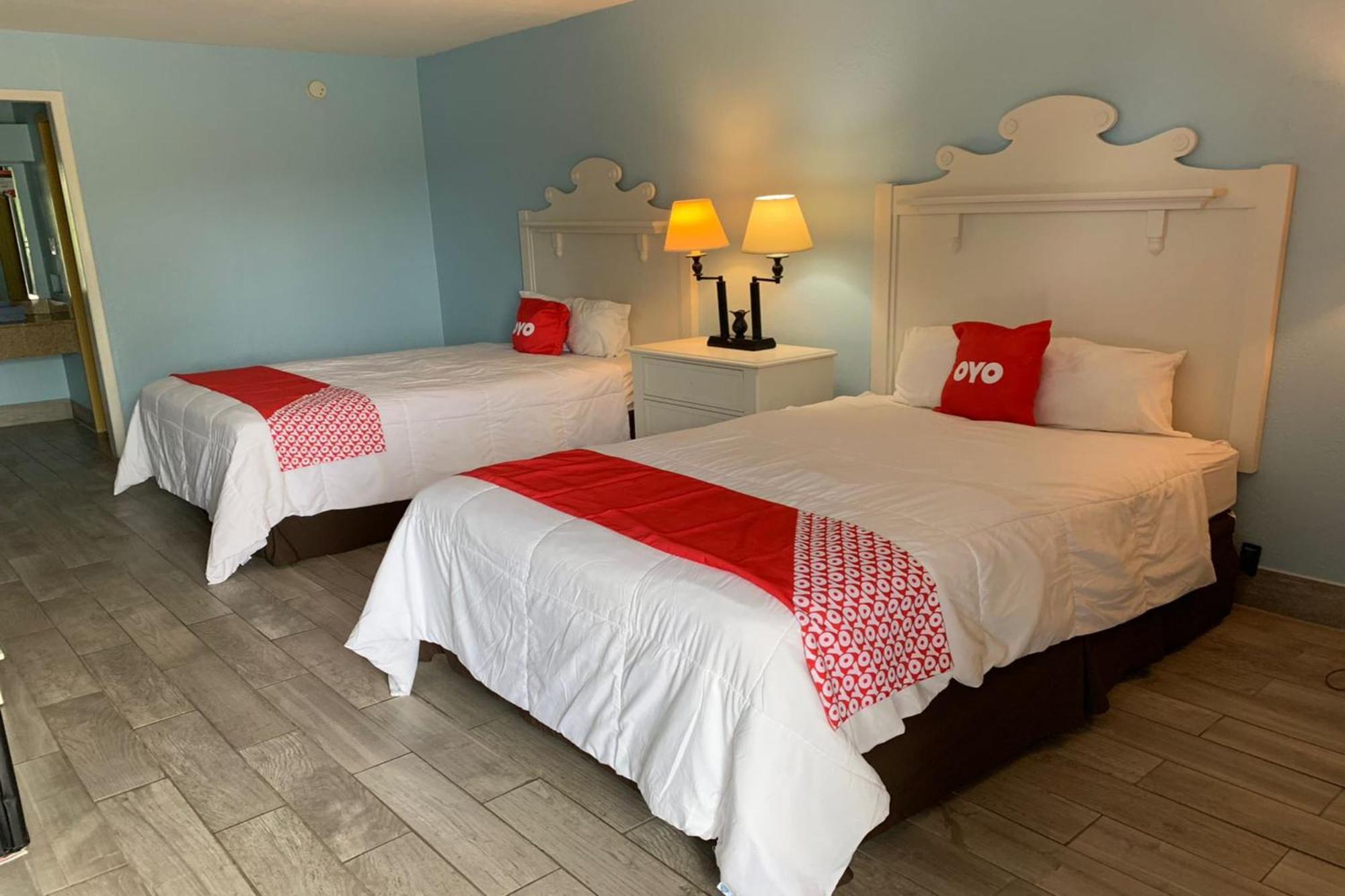 Oyo Hotel Dundee By Crystal Lake Zewnętrze zdjęcie