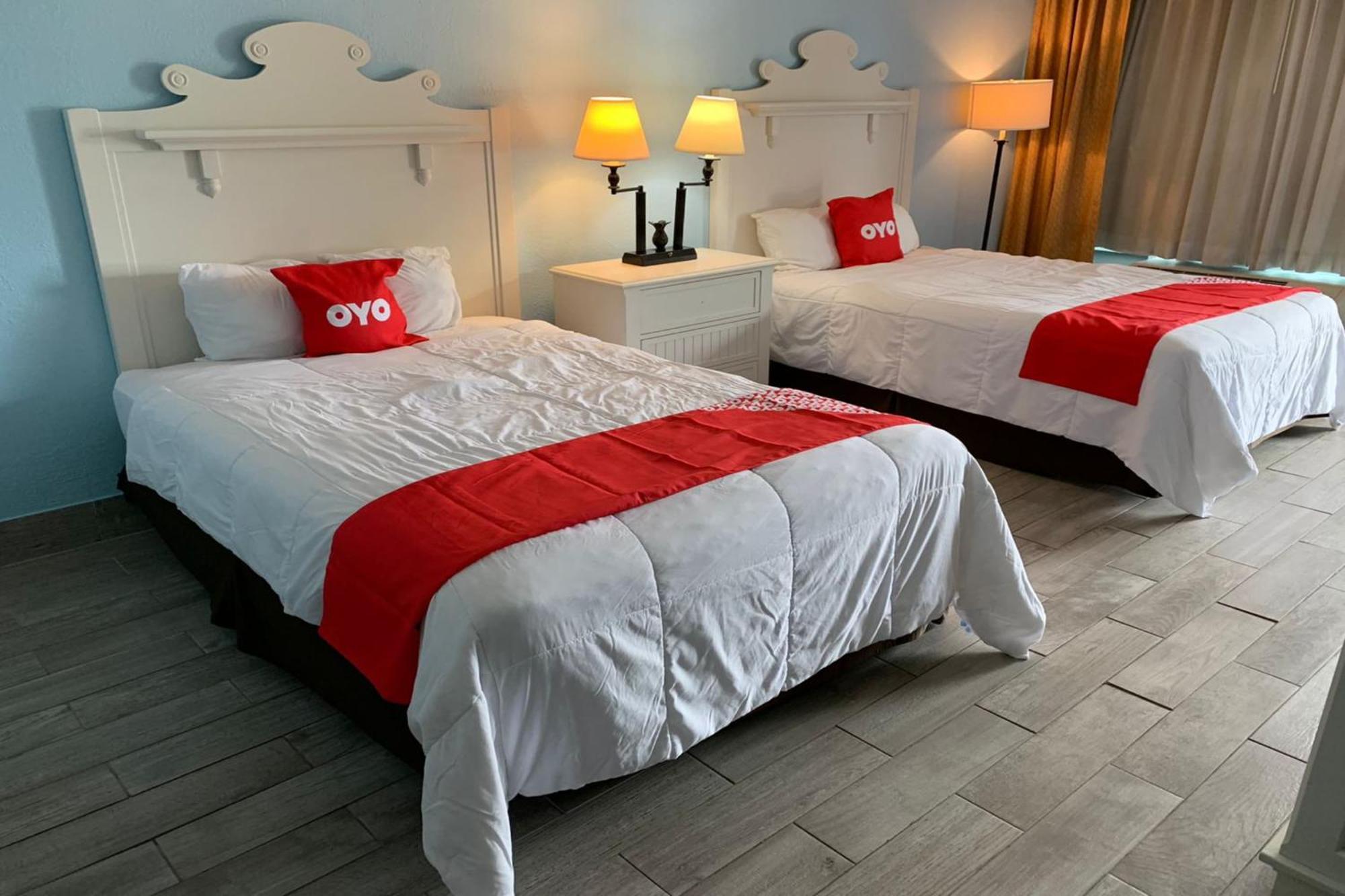 Oyo Hotel Dundee By Crystal Lake Zewnętrze zdjęcie